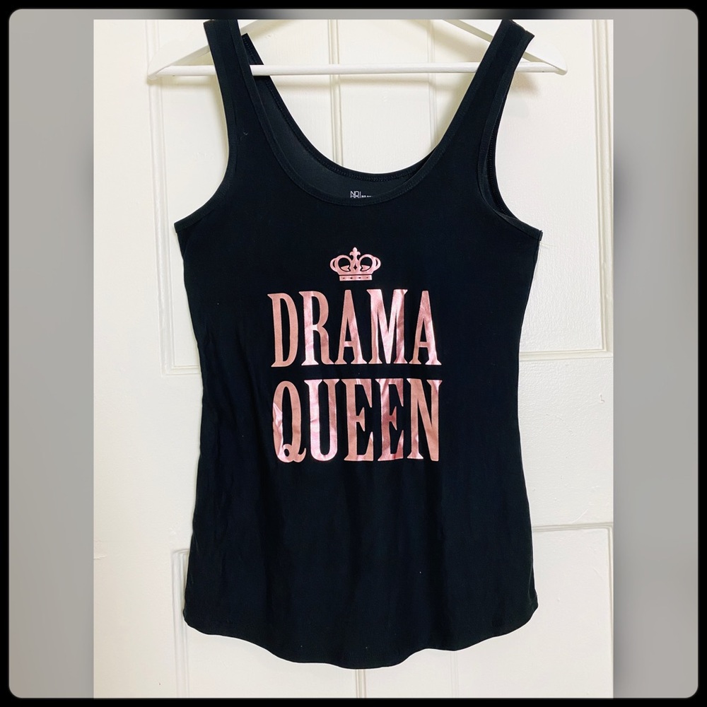 No Boundaries Drama Queen Tank Top Large